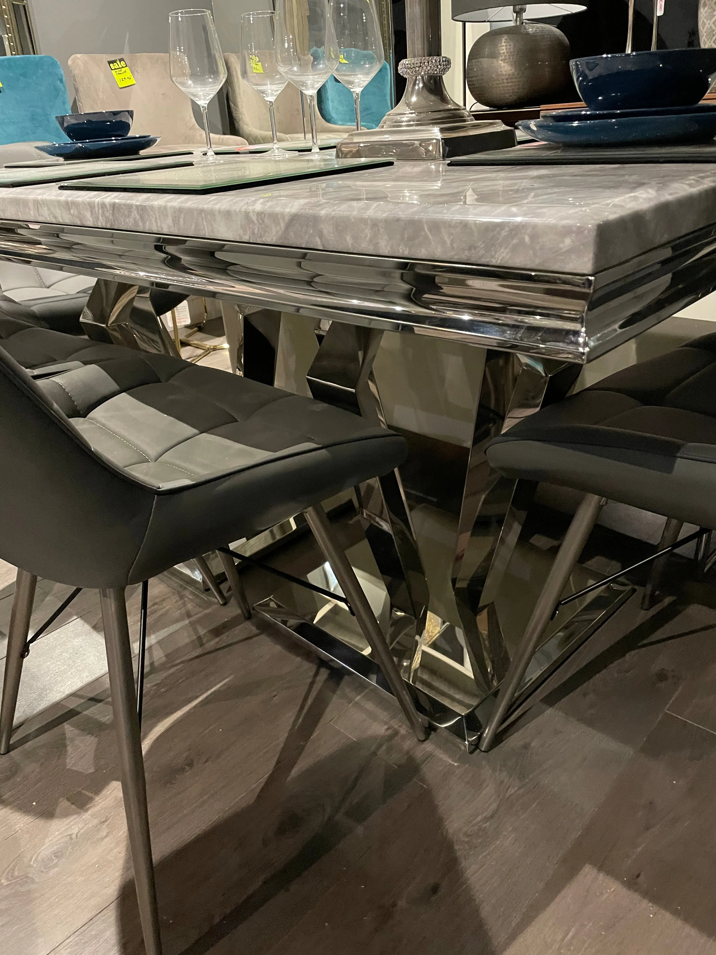 Arturo grey 1800 mm look table with chrome base