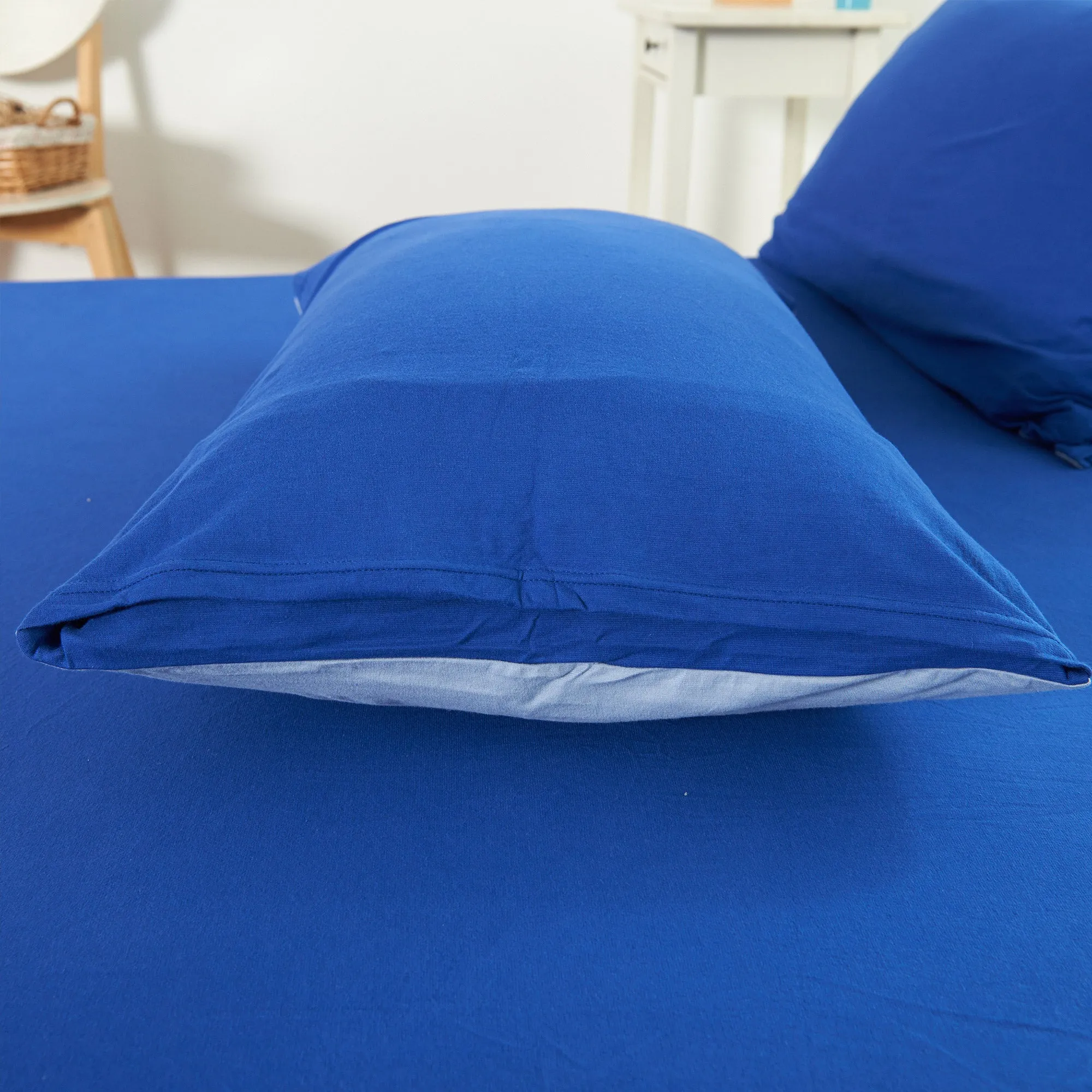 Cotton Pure -  Klein Blue Jersey Cotton Fitted Sheet Set