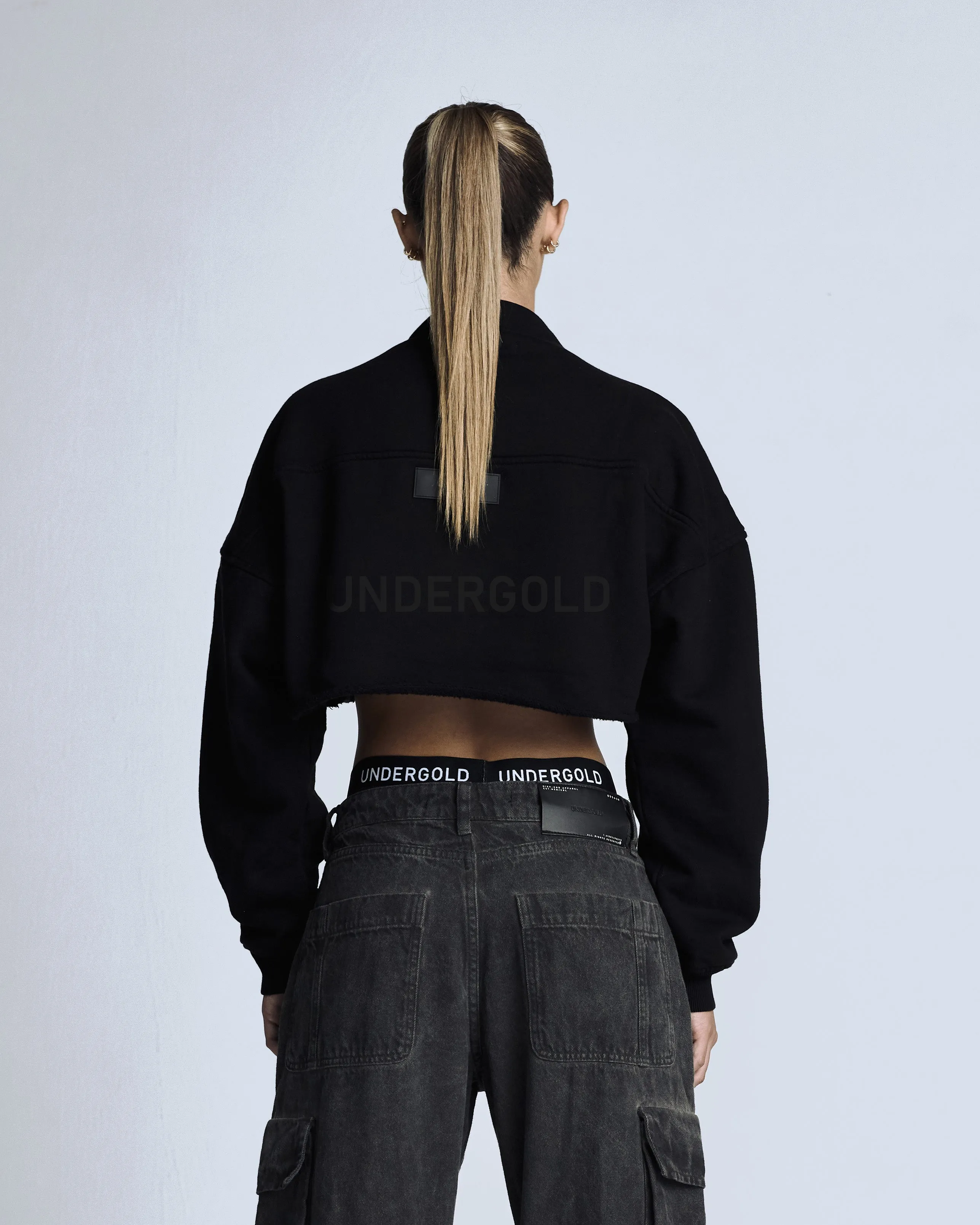 Line Logo Cropped Zip up Crewneck Black