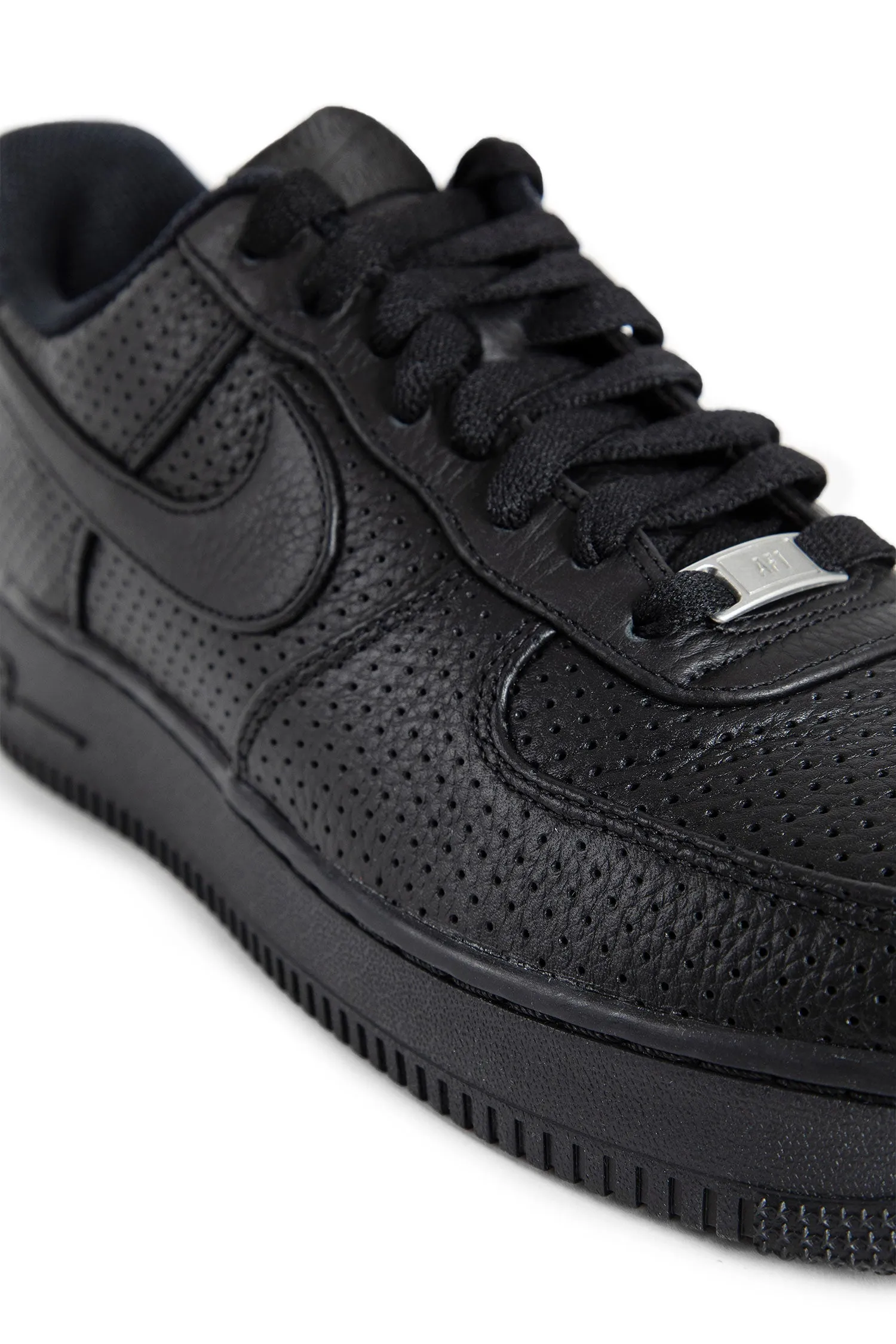 NIKE UNISEX BLACK SNEAKERS