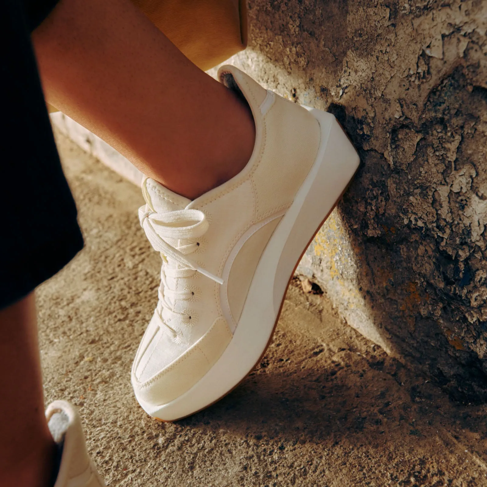 Women's Risers - Natural White (Blizzard Sole)